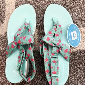CLARK'S  Comfy.. Flamingo Sandals- Size 10